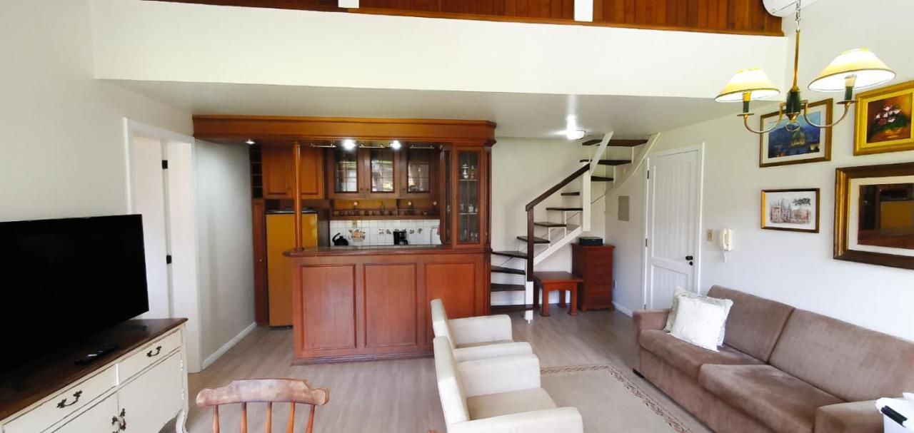 Duplex Floresta Negra - Sua Base Perfeita Em Gramado! Otima Localizacao Lagonegro 500M - 02 Quartos E 02 Banheiros Para Familia Em Condominio Fechad0, Cozinha Completa Com Garagem E Portaria 24H Экстерьер фото